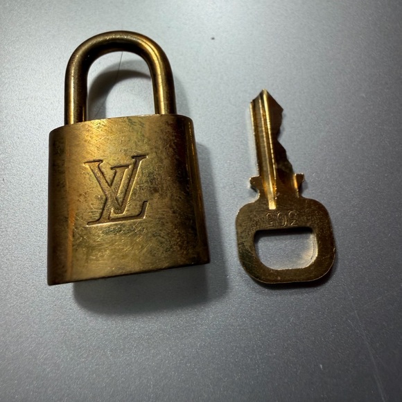 Louis Vuitton Accessories - Louis Vuitton Brass Padlock and Key - Gold Tone. #305